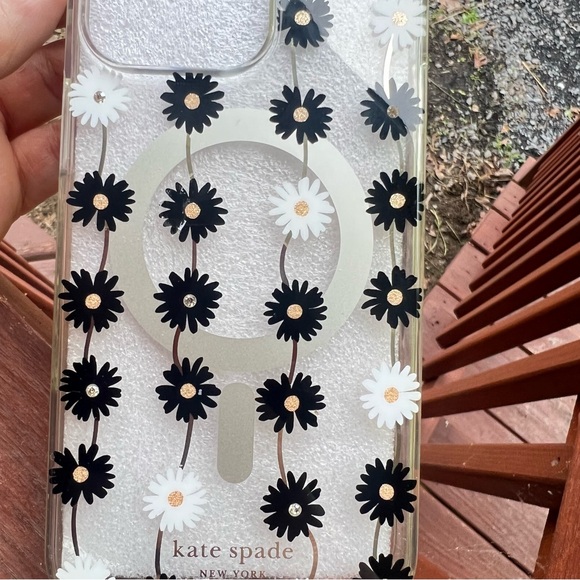 Other - Kate Spade Clear Daisy iPhone Case - Black & White Daisies
